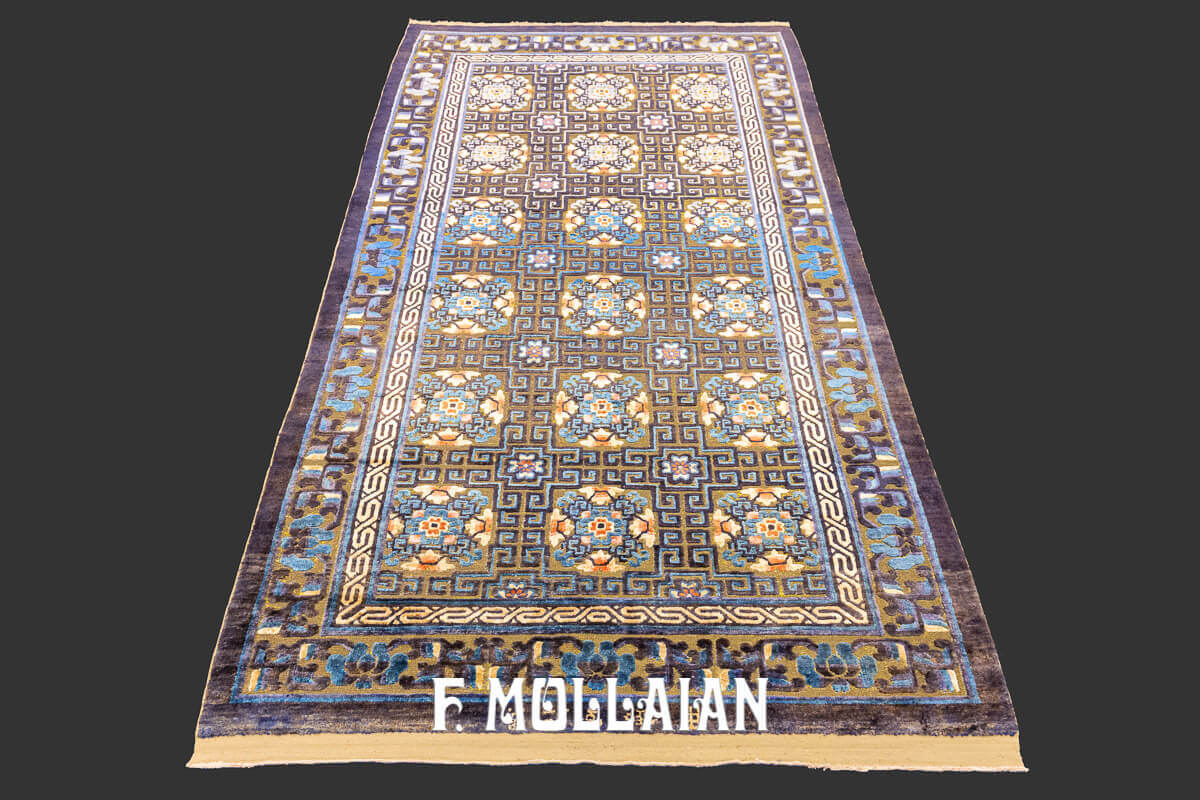 Signed Hand knotted and woven with Silk and Metal Thread Antique Chinese Souf Rug n°:27273024